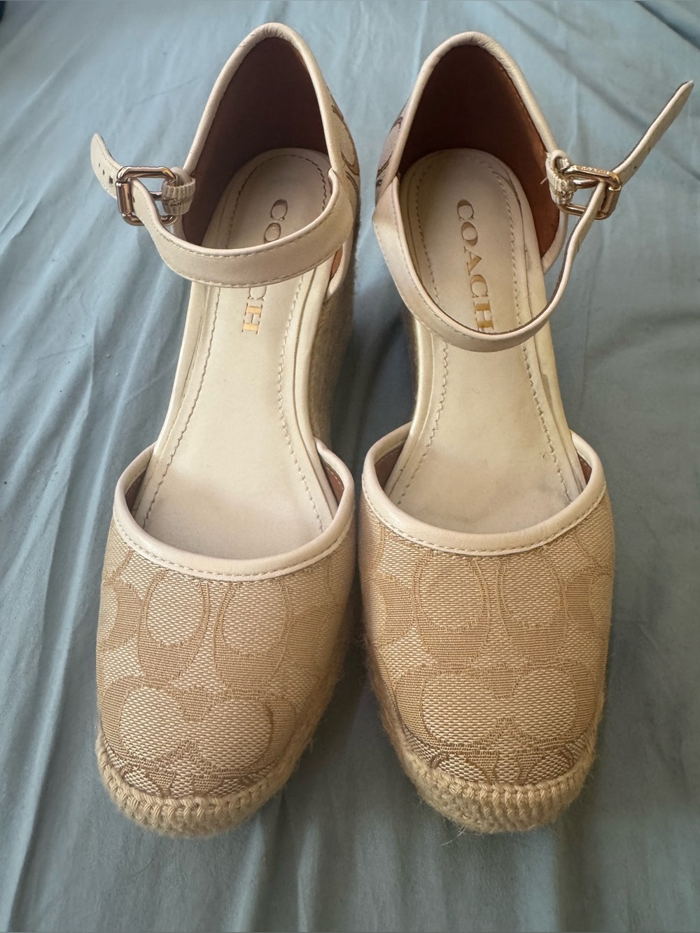 Coach wedges excellent condition size 6.5